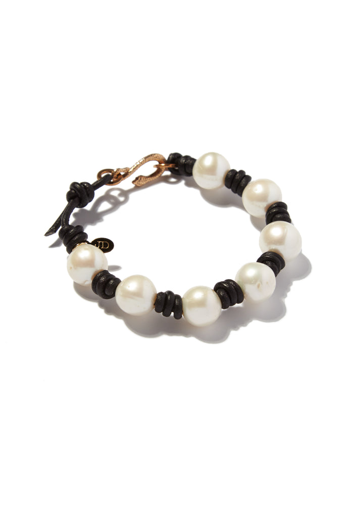 Knotted pearl & leather snake bracelet